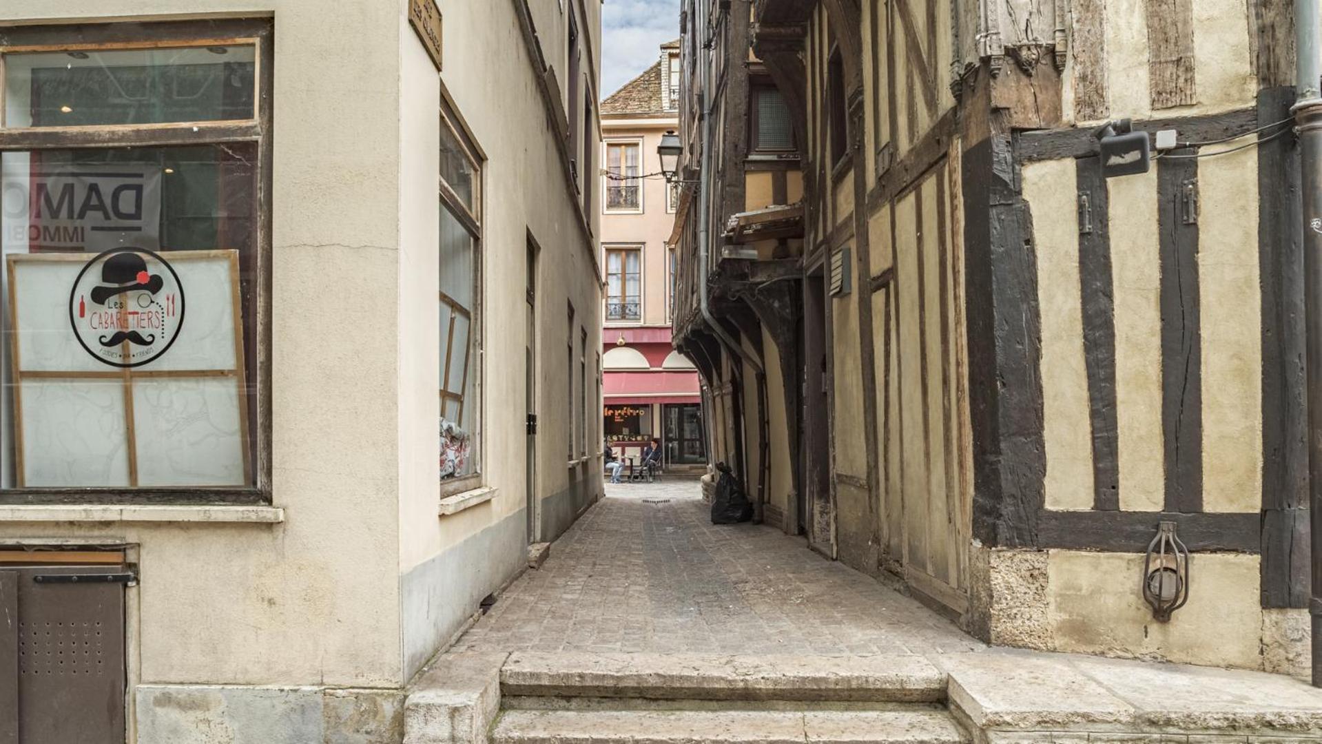 Le Logis Des Perles 1 - Emplacement Ideal - 4 Pers Troyes Dış mekan fotoğraf